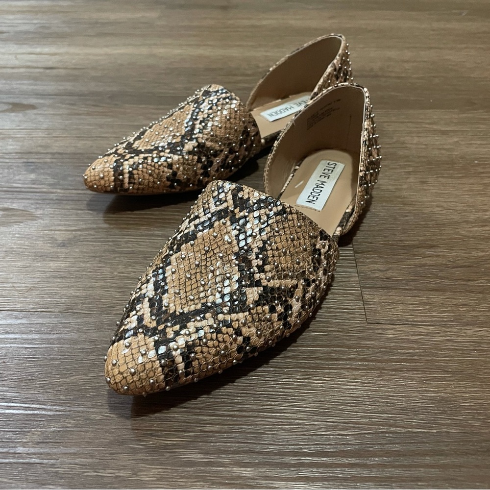 Steve Madden Flats